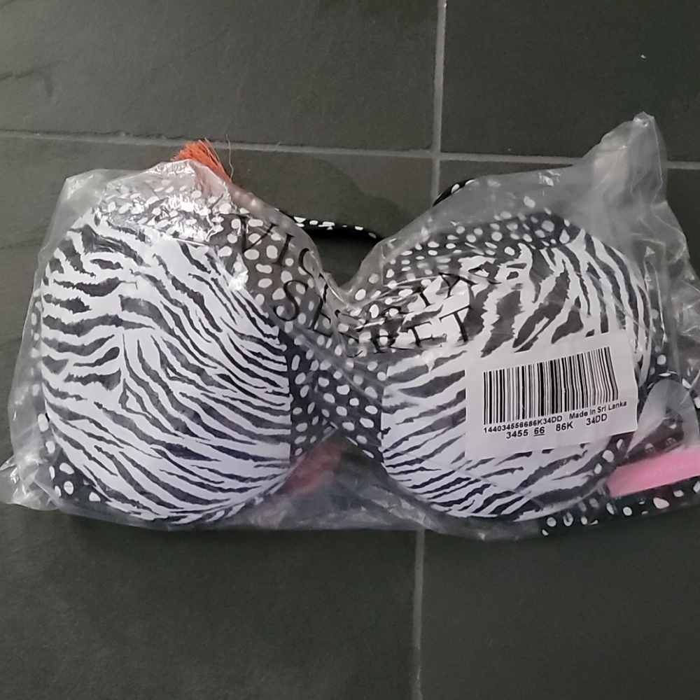 Victoria's Secret lined swim top 34DD